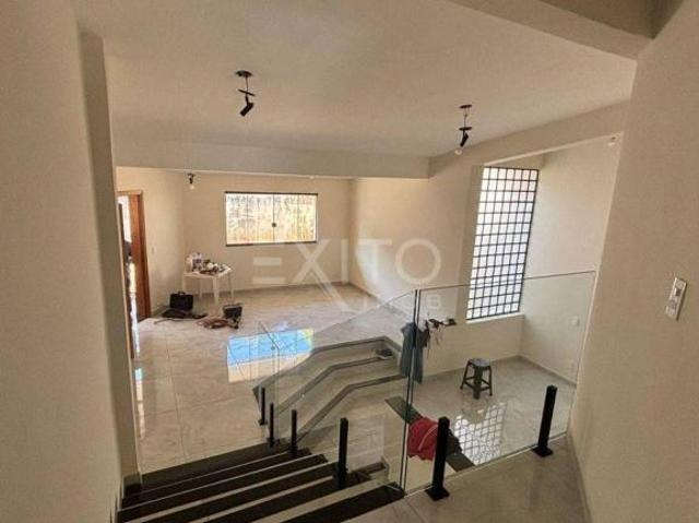 Casa para venda em Jardim Da Serra de 430.00m² com 3 Quartos, 1 Suite e 4 Garagens