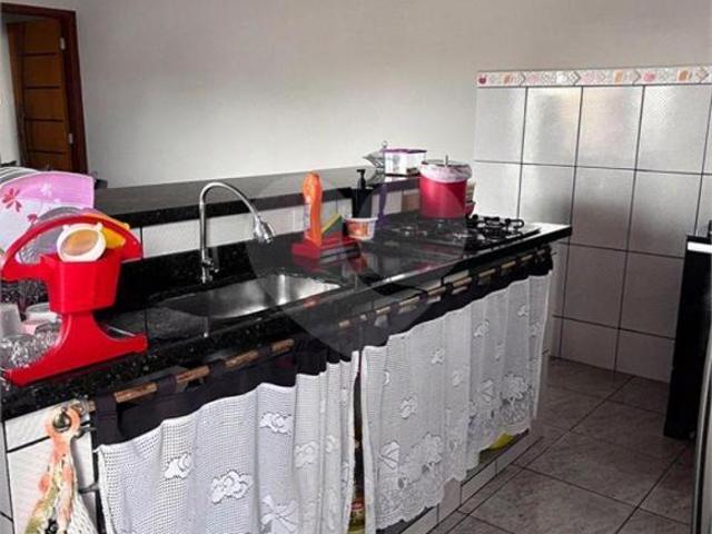 Casa para venda em Jardim Das Tulipas de 240.00m² com 5 Quartos, 1 Suite e 2 Garagens