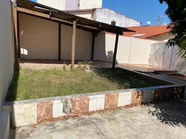 Casa para venda em Jardim Gonçalves de 141.00m² com 3 Quartos, 1 Suite e 5 Garagens