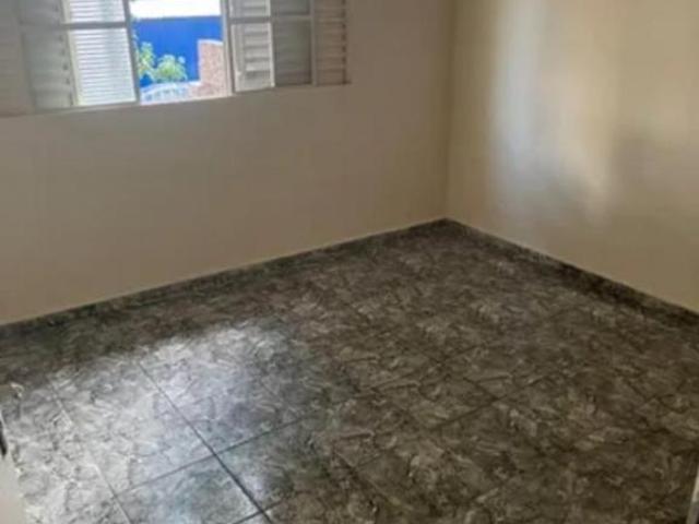 Casa para venda em Jardim Gonçalves de 141.00m² com 3 Quartos, 1 Suite e 5 Garagens