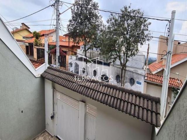 Casa para venda em Jardim Itália de 142.00m² com 3 Quartos, 1 Suite e 3 Garagens