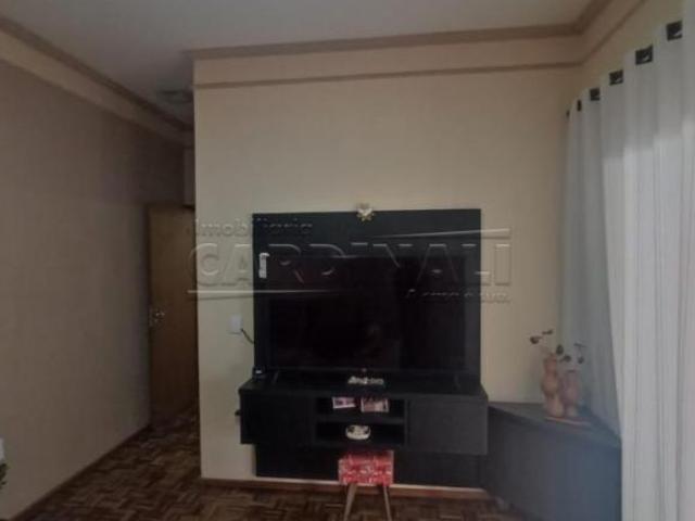Casa para venda em Jardim Ipanema de 190.00m² com 2 Quartos, 1 Suite e 5 Garagens