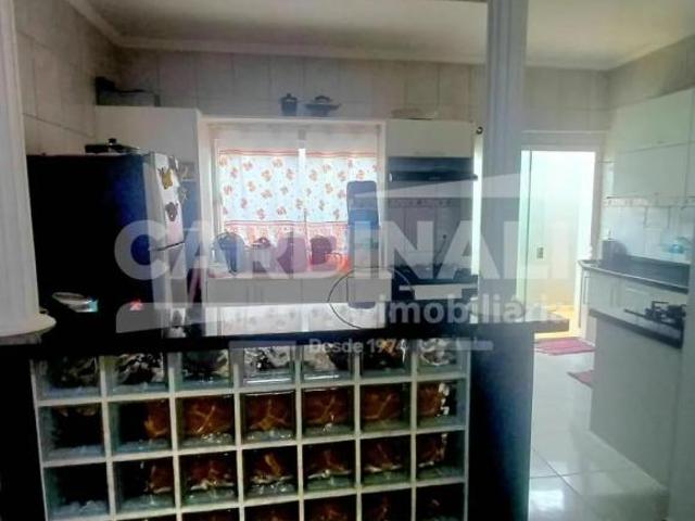 Casa para venda em Jardim Ipanema de 207.00m² com 3 Quartos, 2 Suites e 2 Garagens