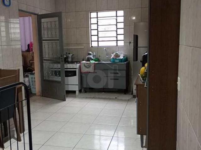 Casa para venda em Jardim Isaura de 210.00m² com 3 Quartos, 1 Suite e 2 Garagens