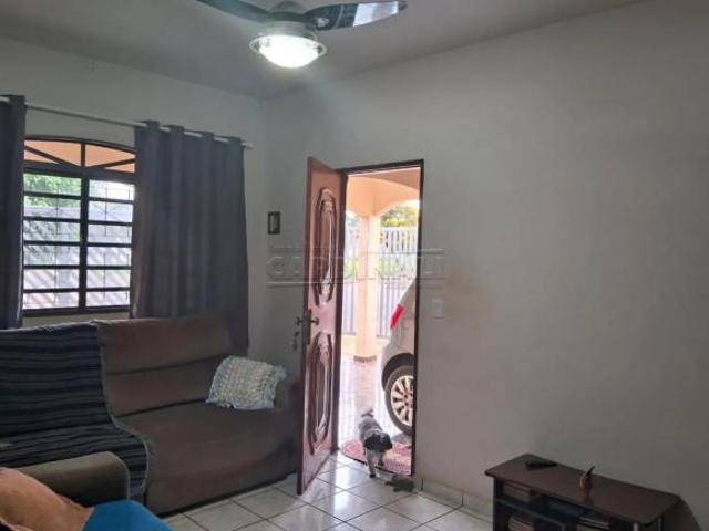 Casa para venda em Jardim Luiz Ometto Ii de 131.00m² com 3 Quartos, 1 Suite e 2 Garagens