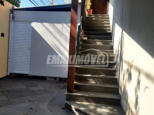 Casa para venda em Jardim Leocádia de 338.00m² com 3 Quartos, 1 Suite e 3 Garagens