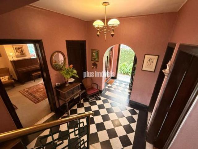 Casa para venda em Jardim Paulista com 4 quartos, sendo 1 suíte, 290m²