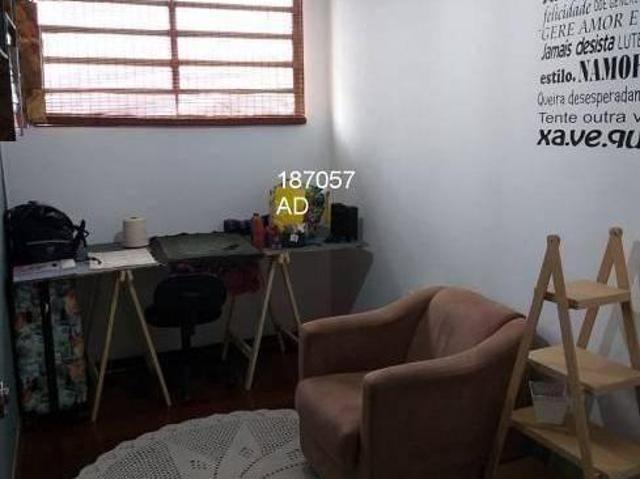 Casa para venda em Jardim Paulistano de 162.00m² com 4 Quartos, 1 Suite e 2 Garagens