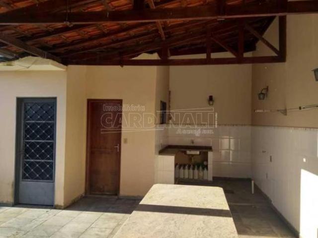 Casa para venda em Jardim Paulistano de 213.00m² com 3 Quartos, 1 Suite e 2 Garagens