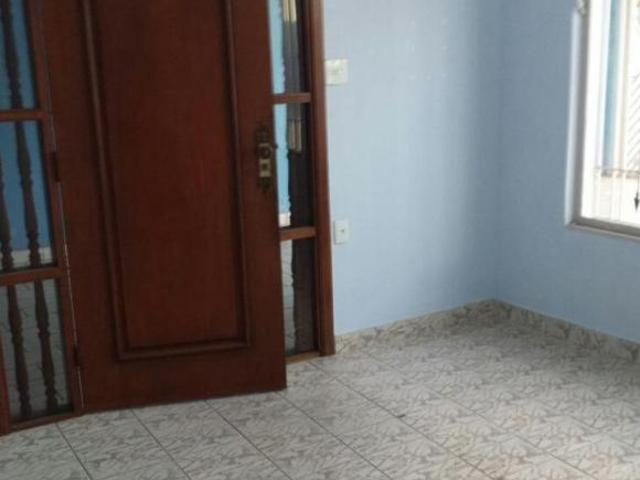 Casa para venda em Jardim Popular de 180.00m² com 2 Quartos, 1 Suite e 4 Garagens