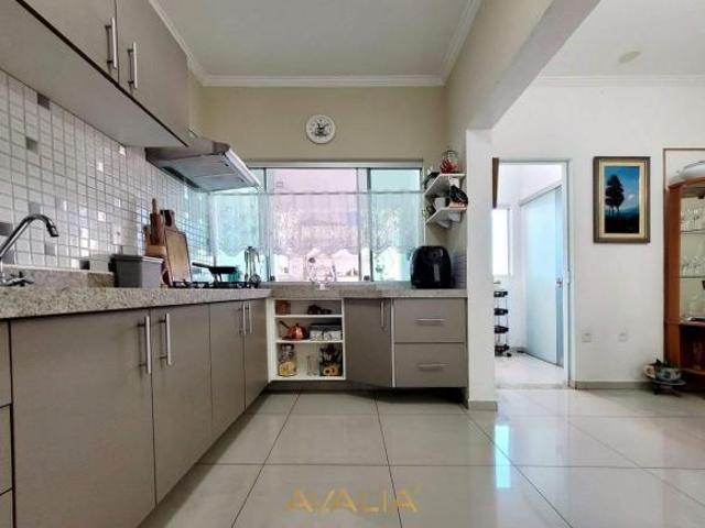 Casa para venda em Jardim Primavera de 125.00m² com 3 Quartos, 3 Suites e 1 Garagem