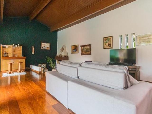 Casa para venda em Jardim Prudência com 4 quartos, sendo 1 suíte, 219m²