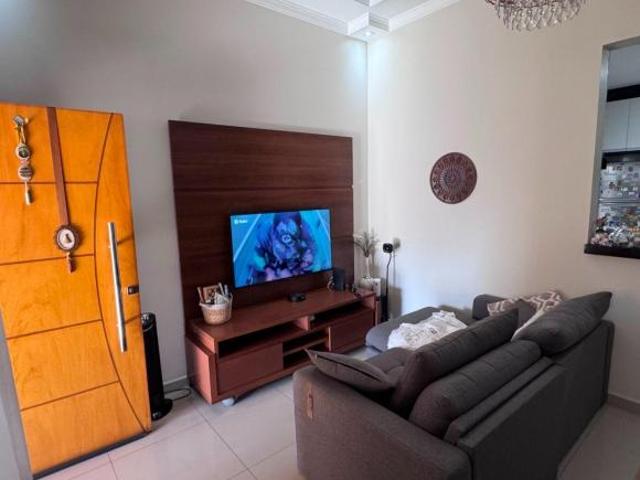 Casa para venda em Jardim Regente de 101.00m² com 3 Quartos, 1 Suite e 2 Garagens