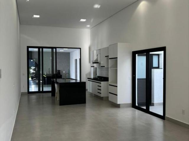 Casa para venda em Jardim Residencial Chácara Ondina de 186.00m² com 3 Quartos, 3 Suites e 4 Garagen