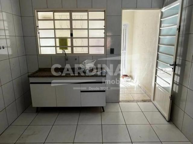 Casa para venda em Jardim Roberto Selmi Dei de 60.00m² com 2 Quartos e 1 Garagem