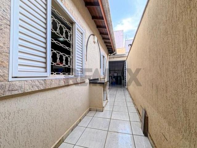 Casa para venda em Jardim Rosana de 140.10m² com 2 Quartos e 2 Garagens