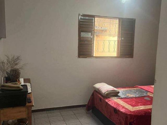 Casa para venda em Jardim Rosely de 113.00m² com 3 Quartos, 1 Suite e 2 Garagens