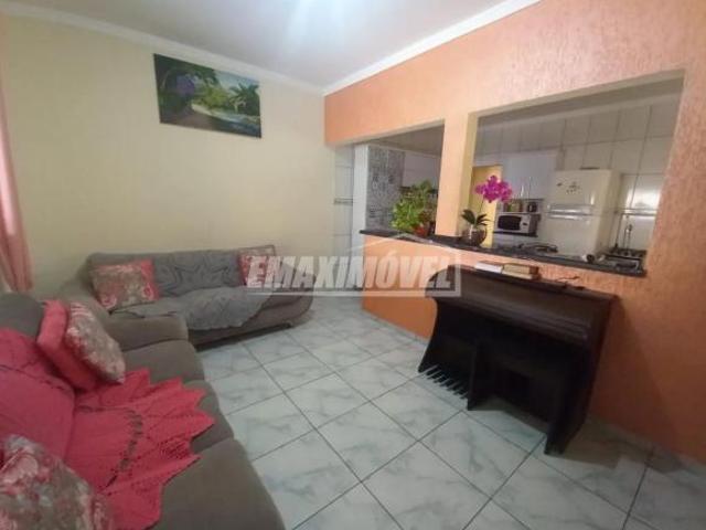 Casa para venda em Jardim São Guilherme de 110.00m² com 4 Quartos e 2 Garagens