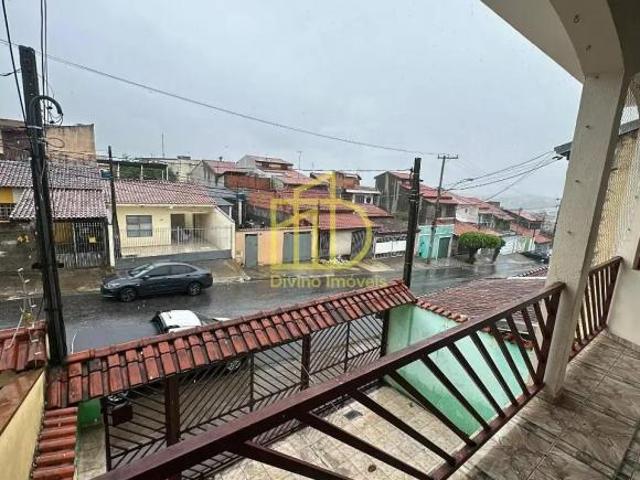 Casa para venda em Jardim São Guilherme de 127.00m² com 4 Quartos e 3 Garagens