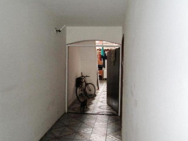 Casa para venda em Jardim São Guilherme de 220.00m² com 3 Quartos, 1 Suite e 2 Garagens