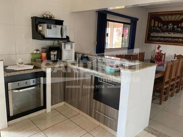Casa para venda em Jardim São José de 273.00m² com 2 Quartos e 1 Suite