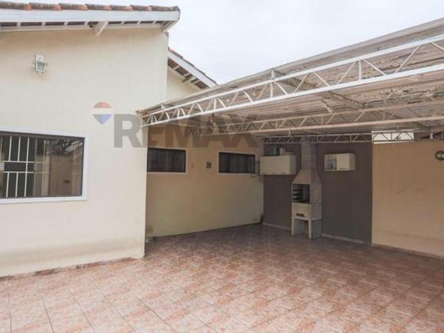 Casa para venda em Jardim Sandra de 182.00m² com 4 Quartos e 4 Garagens