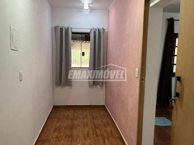 Casa para venda em Jardim Santa Lúcia de 126.00m² com 2 Quartos, 1 Suite e 2 Garagens