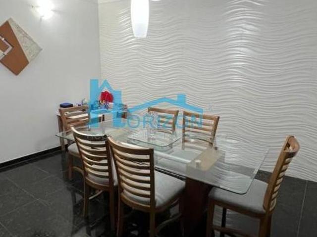 Casa para venda em Jardim Santa Lúcia de 259.00m² com 3 Quartos, 1 Suite e 6 Garagens