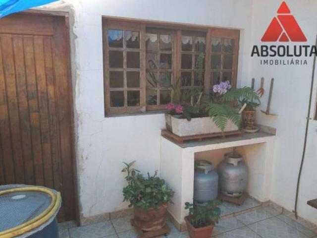Casa para venda em Jardim Santa Rita I de 389.00m² com 3 Quartos, 1 Suite e 2 Garagens