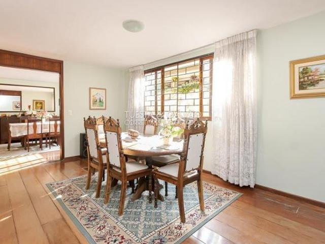 Casa para venda em Jardim Social de 299.00m² com 4 Quartos, 1 Suite e 2 Garagens
