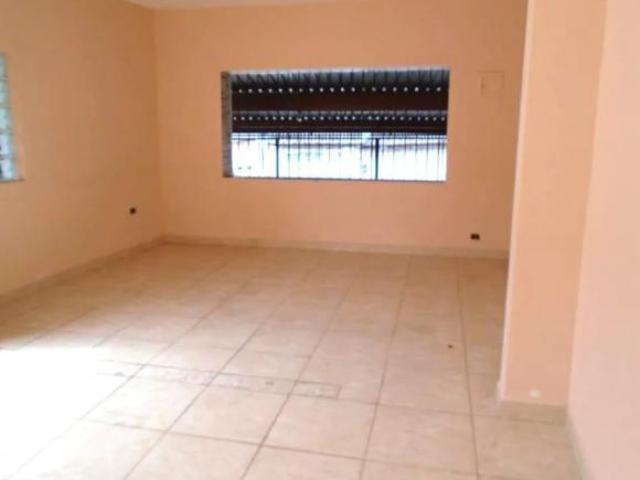 Casa para venda em Jardim Universo de 228.00m² com 3 Quartos e 2 Garagens