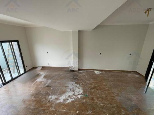Casa para venda em Jardim Ypê de 115.00m² com 3 Quartos, 1 Suite e 2 Garagens