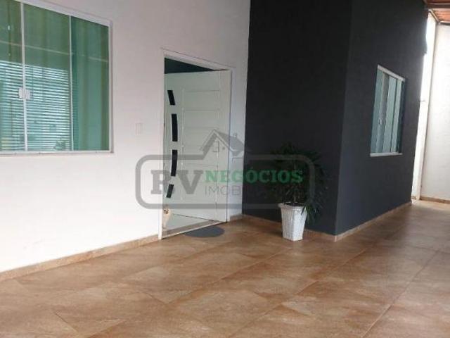 Casa para Venda em Juiz de Fora, Ipiranga / Alta Vista, 3 dormitórios, 1 suíte, 2 banheiros, 2 vagas