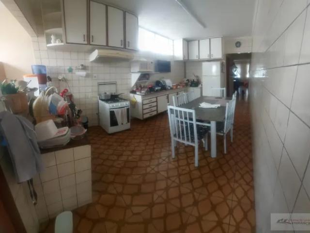 Casa para Venda em Jundiaí, Jardim Caçula, 4 dormitórios, 2 suítes, 3 banheiros, 3 vagas