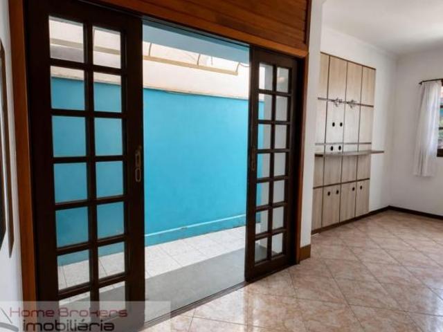 Casa para Venda em Jundiaí, Jardim Ermida II, 2 dormitórios, 2 suítes, 4 banheiros, 2 vagas