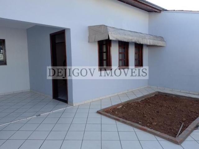 Casa para Venda em Jundiaí, Parque Cidade Jardim, 3 dormitórios, 2 banheiros, 2 vagas