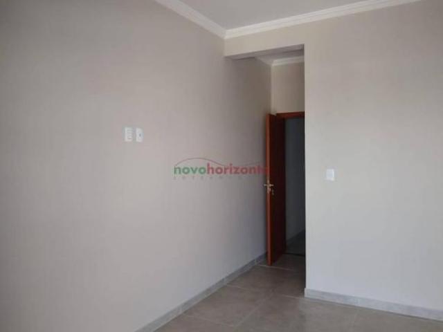 Casa para venda em Oliveira