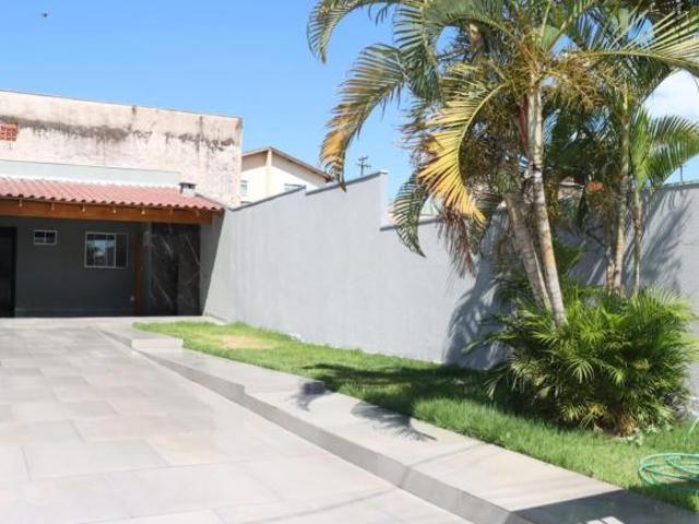 Casa para Venda em Londrina, Colúmbia, 2 dormitórios, 1 suíte, 3 banheiros, 2 vagas