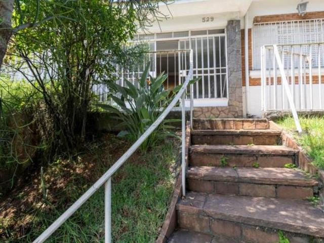 Casa para venda em Lapa com 3 quartos, sendo 1 suíte, 377m²