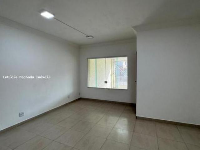 Casa para Venda em Mogi das Cruzes, Jardim Rodeio, 3 dormitórios, 1 suíte, 3 banheiros, 2 vagas
