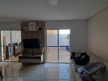 Casa para Venda em Mogi das Cruzes, Vila Cecília, 2 dormitórios, 1 banheiro, 2 vagas
