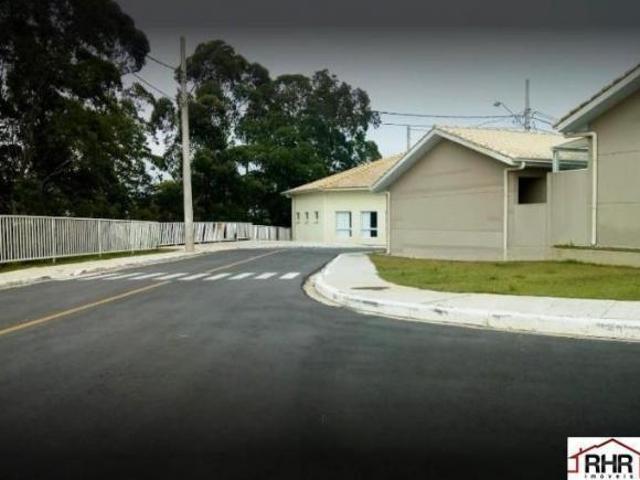 Casa para Venda em Mogi das Cruzes, Vila Ipiranga, 2 dormitórios, 1 banheiro, 2 vagas