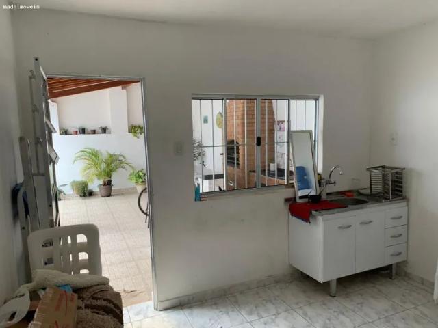 Casa para Venda em Mogi das Cruzes, Vila Jundiai, 5 dormitórios, 2 banheiros, 2 vagas