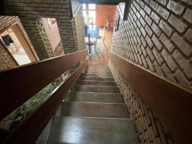Casa para Venda em Mogi das Cruzes, Vila Suíssa, 4 dormitórios, 1 suíte, 4 banheiros, 4 vagas