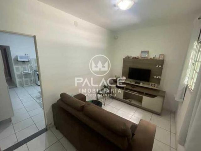 Casa para venda em Matão de 90.00m² com 1 Quarto, 1 Suite e 2 Garagens