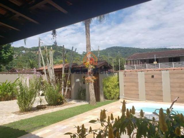 Casa para venda em Mato Dentro de 193.00m² com 2 Quartos, 1 Suite e 4 Garagens