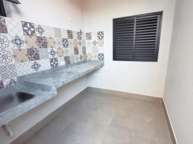 Casa para Venda em Marília, Jardim Planalto, 3 dormitórios, 1 suíte, 2 banheiros, 2 vagas