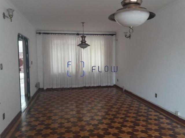 Casa para venda em Mirandópolis com 3 dormitórios, sendo 1 suíte, 3 vagas, 195m²