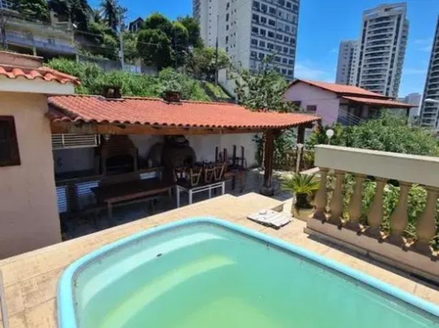Casa para Venda em Nova Iguaçu, Centro, 4 dormitórios, 3 suítes, 4 banheiros, 4 vagas