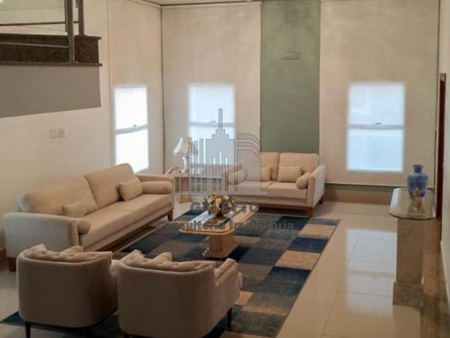 Casa para venda em Nações de 414.00m² com 3 Quartos, 3 Suites e 4 Garagens